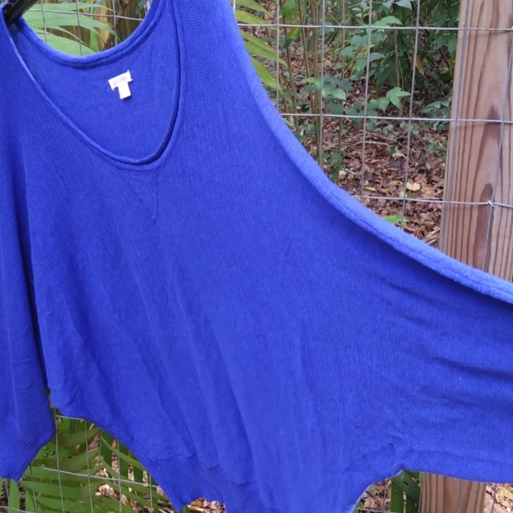 Royal Blue Ladies Batwing Sweater XL - Picture 7 of 8